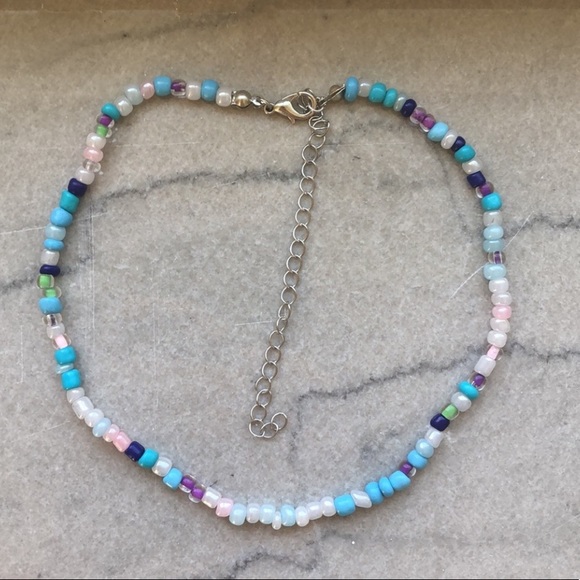 2/$10 5 Beaded chokers ⭐️ - Picture 6 of 7
